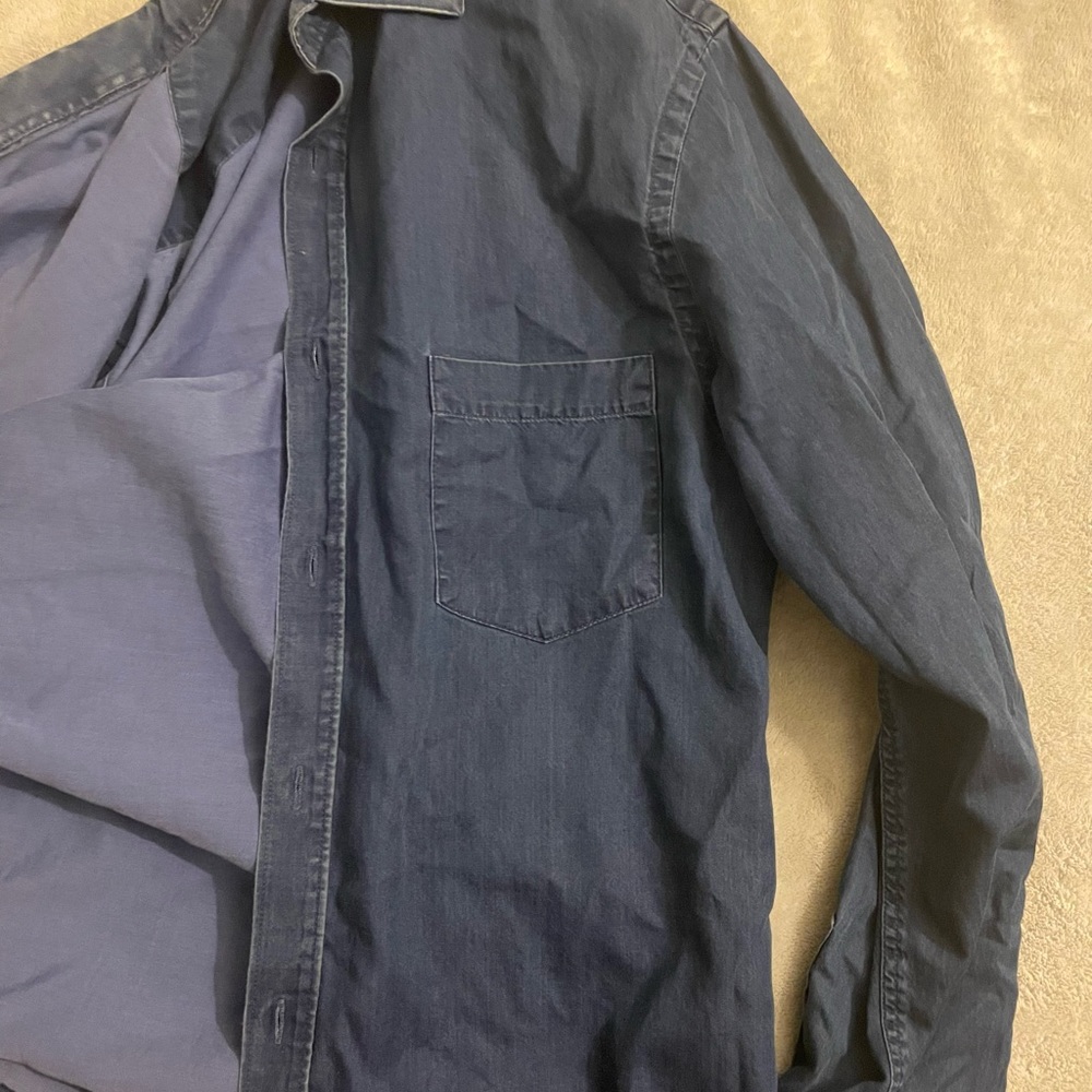 Nice casual chambray long sleeve dress shirt by WRK